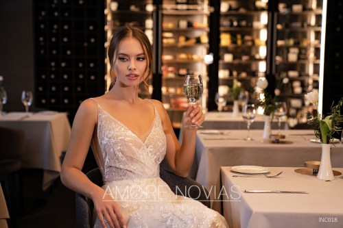 https://amore-novias.com/images/stories/virtuemart/product/INC018       (2).jpg